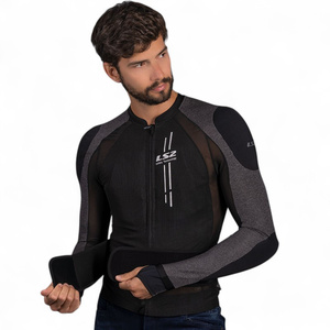 Gilet de protection respirant LS2 X-Armor, confortable et sûr pour toutes les saisons - Product Image 4