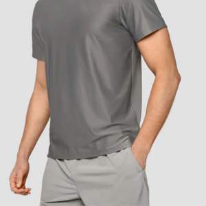 Camiseta atlética de nylon Spandex para hombre con tela de secado rápido y construcción duradera para deportes y entrenamientos - Product Image 6