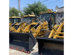 Chargeuse-pelleteuse CAT 428F puissante - Product Image 3