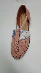 Sandalias planas de tendencia de moda para mujer Banto con punta cerrada y estilo de plataforma - Product Image 3