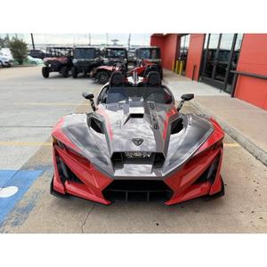 ¡SUPER DESCUENTO LIMITADO! Polaris Slingshot-R AutoDrive 2026 en Gris Radiante con Detalles en Rojo Perla - Product Image 1