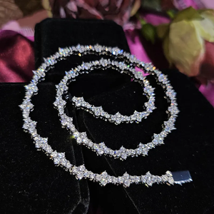 Collar de cadena tipo tenis con eslabones de estrella de moissanita, estilo hip hop, con incrustaciones brillantes, de lujo, llamativo y elegante para mujer. - Product Image 5