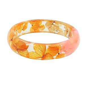 กำไลเรซิ่นมันวาวแบบเรียบ | มีหลายสีเครื่องประดับทำมือมีสไตล์สำหรับผู้หญิงเหมาะกับการสวมใส่ในชีวิตประจำวัน - Product Image 1