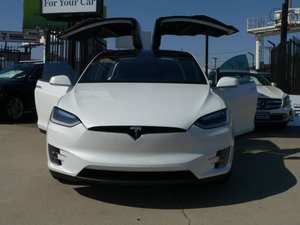 Tesla Model X 7-5D d'occasion, 2017, blanc, conduite à gauche, origine américaine - Product Image 3