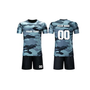 เสื้อฟุตบอลแบบกำหนดเองปี 2026 คุณภาพสูง แขนสั้น น้ำหนักเบา แห้งเร็ว ผลิตจากโพลีเอสเตอร์ 100% ระบายอากาศได้ดี - Product Image 1