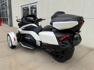 Nouvelle Can-Am Spyder RT 2026 de haute qualité, prête à être expédiée dans le monde entier, légère, haute efficacité, à propulsion manuelle - Product Image 2