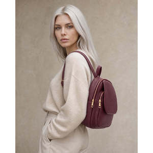 Soft <b>Backpack</b> in Genuine Dollaro Leather - Made in Italy - Art. 26111B - Product Image 2