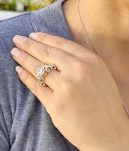 Anillo de compromiso de oro amarillo de 14K con estilo antiguo romántico corte en forma de pera diamantes cultivados en laboratorio simulados anillo de bodas Halo - Product Image 4