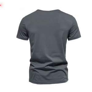 2024 hommes de haute qualité élégant imprimé col rond ample décontracté T-Shirt coupe régulière taille à manches courtes tricoté tissu - Product Image 3