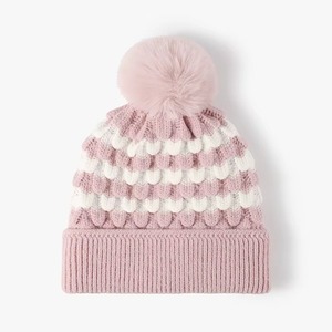 Gorro de punto de alta calidad, hecho de acrílico suave y elástico o mezcla de lana, ideal para ropa de invierno, gorro para deportes al aire libre - Product Image 1