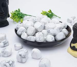 Pierres dégringolées de guérison en Howlite de haute qualité-Soulagement du stress et croissance spirituelle - Product Image 4