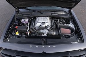 2023 Challenger SRT Hellcat Black Ghost Édition spéciale Modèles Black Ghost, V8 suralimenté de 807 ch, non modifié - Product Image 6