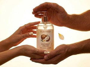 Gel Íntimo Premium Ecológico a Base de Agua con Plantas Naturales Puras y D-Pantenol, Sabor Crema de Coco, 200 ml - Product Image 2
