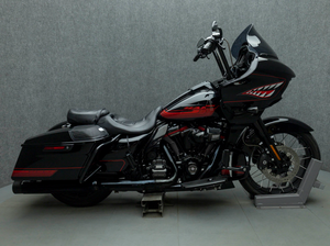 Motocicleta de Turismo Road Glide FLTRXSE 2021 1HD1TCL18MB956515, ABS Industrial, Premium, Alto Rendimiento, Cruiser, Larga Distancia - Product Image 2