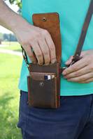 Pochette de Téléphone Portable en Cuir Véritable en Gros, Étui Housse en Cuir avec Bandoulière, Pochette Mobile de Luxe en Cuir avec Poche