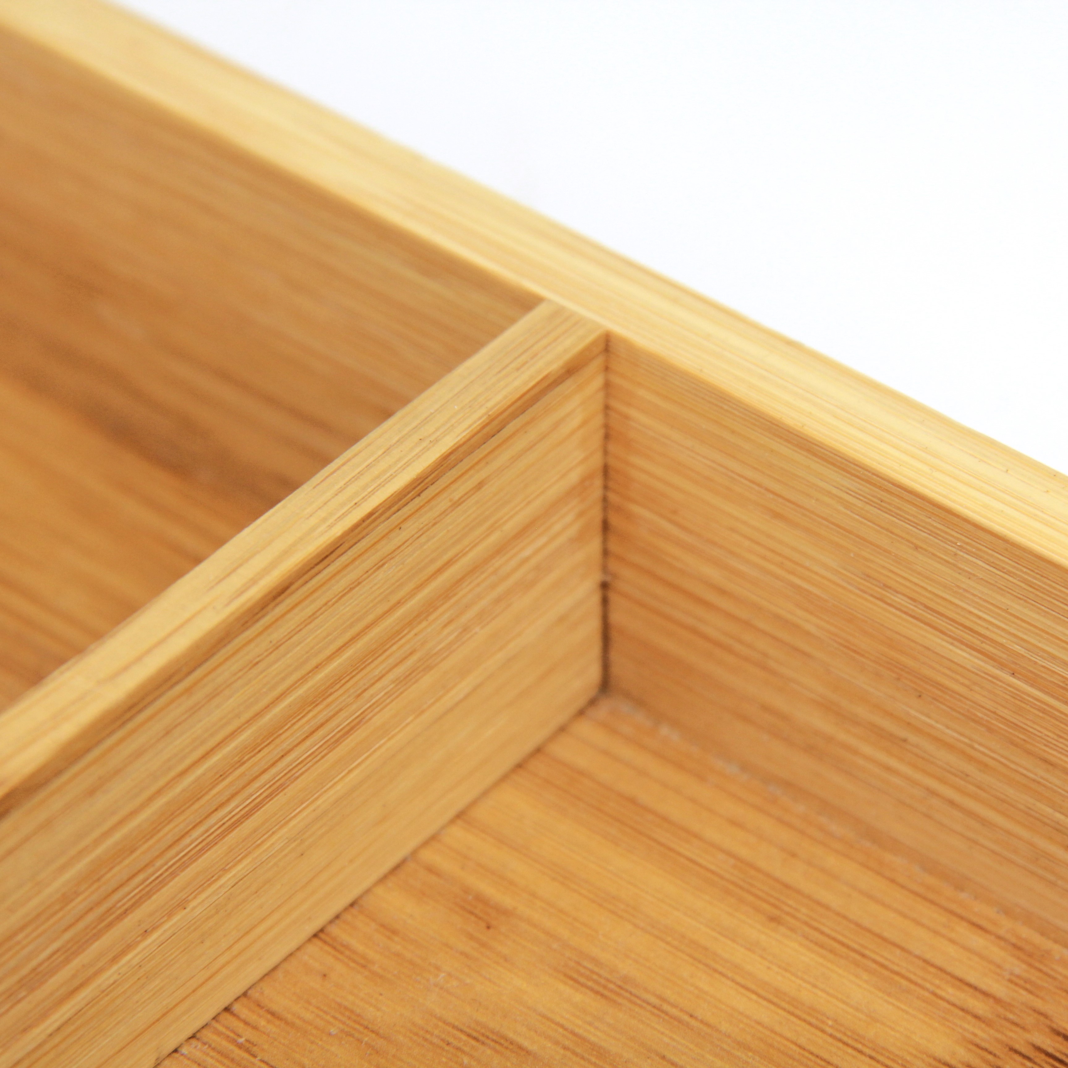 สีดำสีกากี