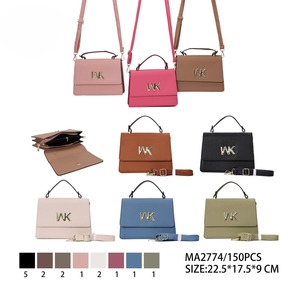 Borsa a Tracolla e Borsetta in Pelle per Donne - Product Image 1