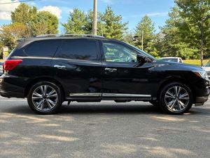 NISSAN PATHFINDER PLATINUM 4WD d'occasion LHD/RHD 2019 - Product Image 2
