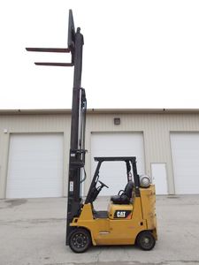 Pre-owned <b>Forklifts</b> For Sale - Product Image 5
