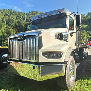 มีรถบรรทุก Western Star Quad Axle Flatbed Truck - 525 แรงม้า, เกียร์ธรรมดา 13 สปีด มือสอง พร้อมขาย มีสินค้าในสต็อก จัดส่งทั่วโลก - Product Image 1
