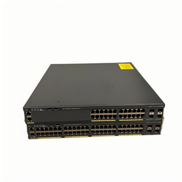 Switch Cisco 2960-48TT-S 48 Ports Gigabit Ethernet, 1U, Occasion, Bon état
