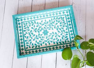 ถาดเสิร์ฟงานฝีมืออินเดียคุณภาพจากผู้ผลิตโดยตรง ดีไซน์หรูหรา ประดับด้วยงานฝังกระดูก ทันสมัย ทนทาน ใช้เป็นถาดกาแฟตกแต่งได้ - Product Image 2