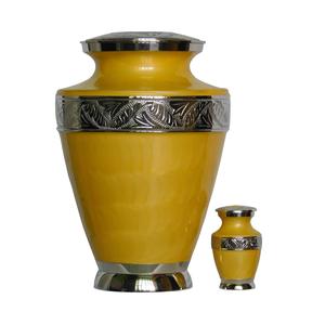 Urnes de crémation en laiton modernes de haute qualité gravées en étain et émail Orange fini pour les cendres humaines fournitures funéraires en métal - Product Image 4