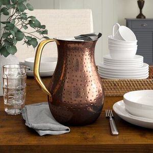 Jarra de agua martillada de cobre antiguo con mango de latón, utensilios para bebidas, beneficios saludables de Ayurveda, vajilla, jarras de cobre - Product Image 1