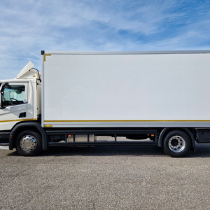 Usado barato 2016 para Prado SUV AWD asientos de cuero ACC Premium - Product Image 1