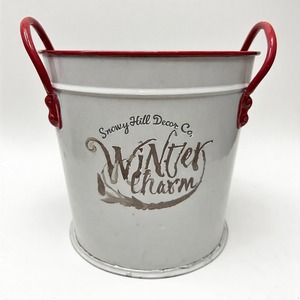 Maceta Candy Cane Grove para uso en exteriores diseñada con temas festivos para sostener árboles decorativos verdes y Flores Navideñas - Product Image 6