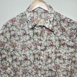 Chemise décontractée en coton imprimé à la main pour homme, tendance et élégante |   Collection de chemises à manches longues 100% coton à motifs floraux - Product Image 2