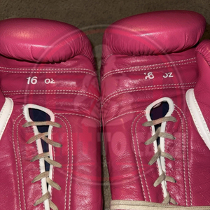 Gants de boxe professionnels en cuir à lacets, nouvelle arrivée, prix de gros, pour entraînement et compétition, conception OEM, absorption des chocs - Product Image 5