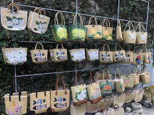 Wholesale Water Hyacinth <b>Basket</b> for Woman's Clothes From Vietnam - Product Image 4