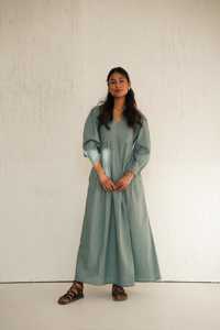 Vente en gros Nouveautés Robe longue fluide froncée en coton décontractée pour femmes à manches longues avec poche tunique unie Boho personnalisable - Product Image 3