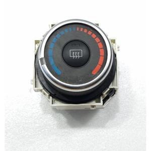 Bouton interrupteur dégivreur de vitre arrière Toyota Yaris Série 758818 (14>16) - Product Image 1