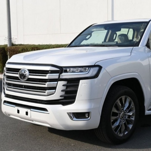 รถยนต์มือสอง LandCruiser VXR (LC300) GCC J300 R20 Turbo AWD รถ SUV เบาะหนัง - Product Image 1