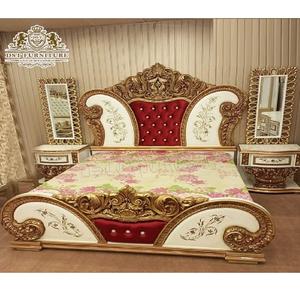 Cama King Size Royal Design con mesitas de noche Diseño moderno de calidad superior Juego de muebles de dormitorio duraderos de madera de teca hechos a mano - Product Image 1