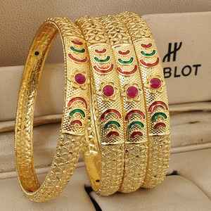 Ensemble de bracelets élégants plaqués or pour femmes Bijoux ethniques indiens traditionnels pour un usage quotidien, les mariages et les occasions festives - Product Image 3