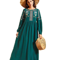 Costumes élégants Robe pour dames Robe longue en coton avec broderie bohème élégante et décontractée Ceinture tissée à manches longues Style doux