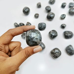 คริสตัลที่มีคุณภาพสูง Larvikite หินร่วง-การเติบโตทางจิตวิญญาณและสัญชาตญาณ-การทำเครื่องประดับและคริสตัลพลังงานในเชิงบวก - Product Image 5