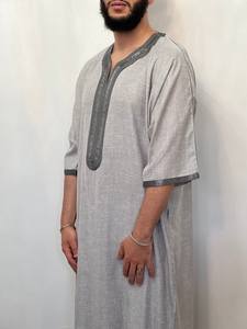 Hermoso Lino marroquí Premium Thobe Jubbah Estilo suelto Adulto Abaya Hecho a mano Tamaño XXL Característica digital Hecho de poliéster - Product Image 3