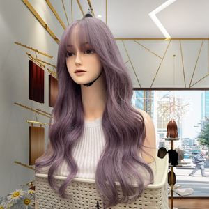 Peluca larga ondulada para degradado gris plateado para mujer Fibra sintética resistente al calor de aspecto natural de cabeza completa para uso diario y fiestas - Product Image 3