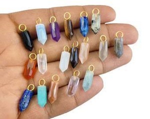 Colgantes Vintage al por Mayor de 15 mm con Cierre, con Piedras Mixtas y Baño de Oro sobre Latón, Colgantes con Dije de MANGALMAY CORPORATION - Product Image 2