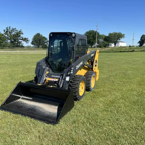 รถตักล้อยาง John Deere รุ่น 316GR เครื่องยนต์ประสิทธิภาพสูง กล่องเกียร์ประสิทธิภาพสูง ประสิทธิภาพการทำงานสูง เหมาะสำหรับงานก่อสร้างและการเกษตร - Product Image 1