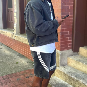 Shorts Vaqueros Cortos de Mezclilla Estilo Hip Hop para Hombre, con Parches Bordados Personalizados, Logotipo, Dobladillo Deshilachado - Product Image 1