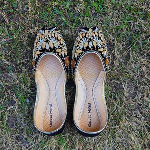 Khussa de Lentejuelas Negras de Alta Calidad y Ecológicas para Uso Diario, Diseño de Moda para Bodas, para Mujer, para Toda Temporada - Product Image 3