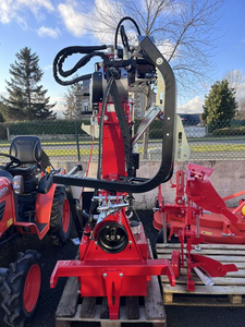 Fendeuse de bûches verticale professionnelle ultra-puissante de 27 tonnes, équipée d'un treuil intégré pour le tirage des bûches, 115 cm, 600 kg - Product Image 2