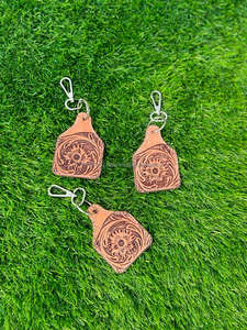 Porte-clés en cuir taillé sculpté à la main Porte-clés en cuir de forme exotique mignon Accessoires en cuir taillé Porte-clés mignons pour unisexe - Product Image 5