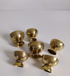 Diseño moderno artesanía latón huevo taza 4 espejo pulido desayuno Últimas piezas nueva Alta Calidad latón huevo taza - Product Image 4