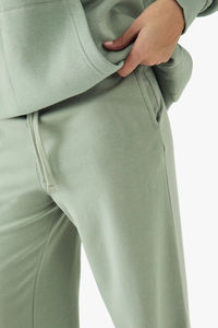 Pantalons de survêtement d'hiver pour femmes en gros, couleur unie, devant plat, coupe ample, décontracté, vêtements de sport et de gym - Product Image 4